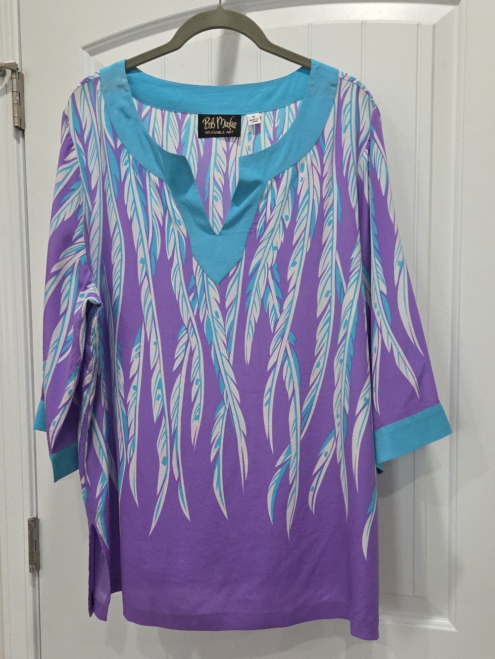 Bob Mackie Wearable Art 100% Silk Feather Print Tunic Blouse Purple 1X - Picture 2 of 6